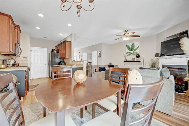 727 Celeste SW Lane, Atlanta, GA 30331