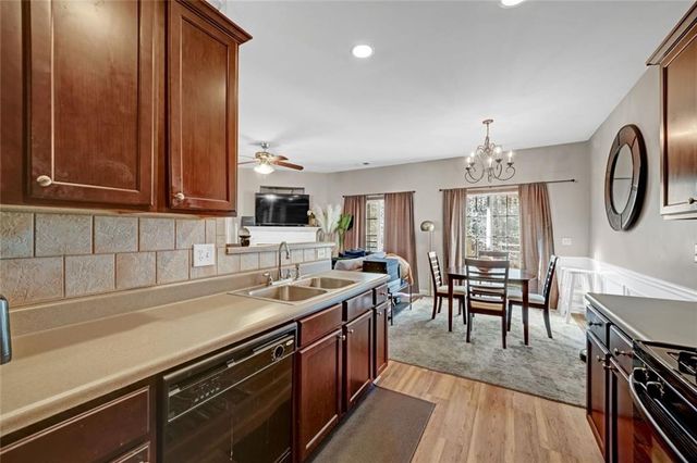 727 Celeste SW Lane, Atlanta, GA 30331