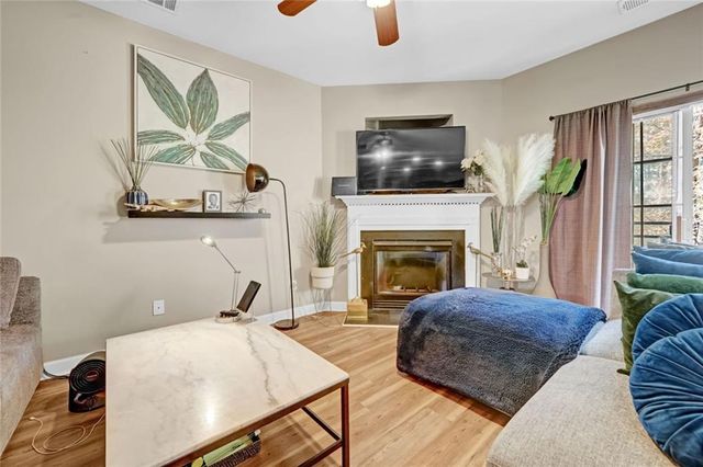 727 Celeste SW Lane, Atlanta, GA 30331