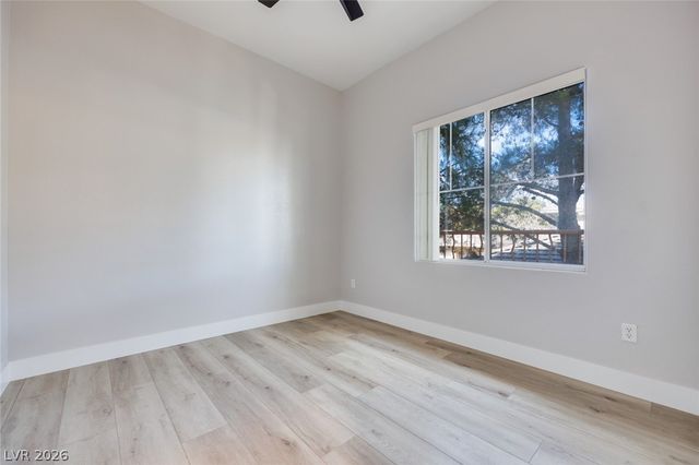 1008 Domnus ln Lane 201, Las Vegas, NV 89144