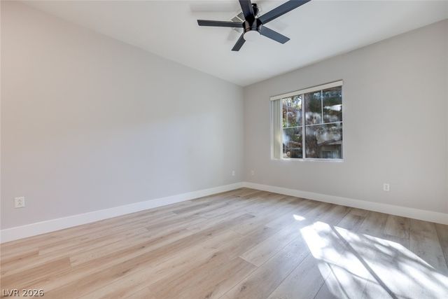 1008 Domnus ln Lane 201, Las Vegas, NV 89144