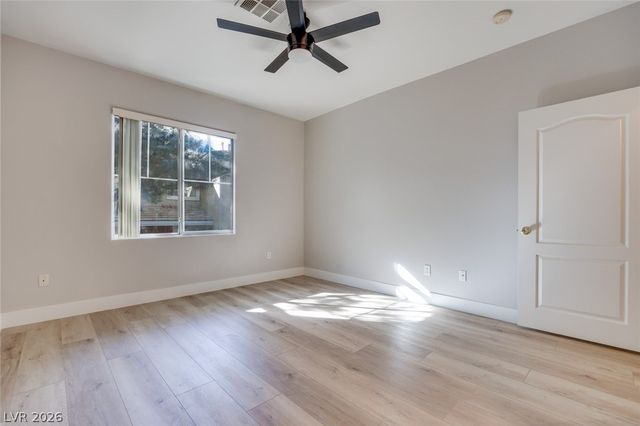 1008 Domnus ln Lane 201, Las Vegas, NV 89144