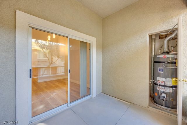 1008 Domnus ln Lane 201, Las Vegas, NV 89144