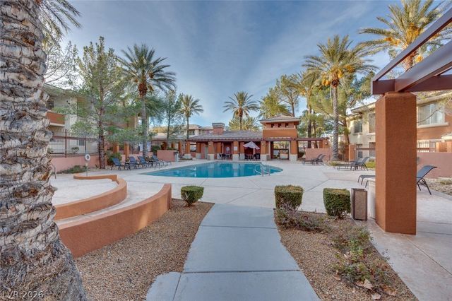 1008 Domnus ln Lane 201, Las Vegas, NV 89144