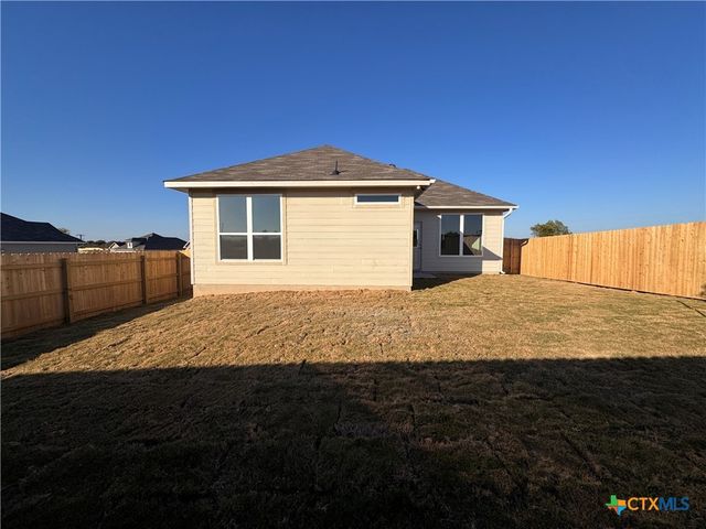 417 University Avenue, Troy, TX 76579