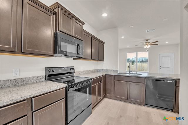 417 University Avenue, Troy, TX 76579