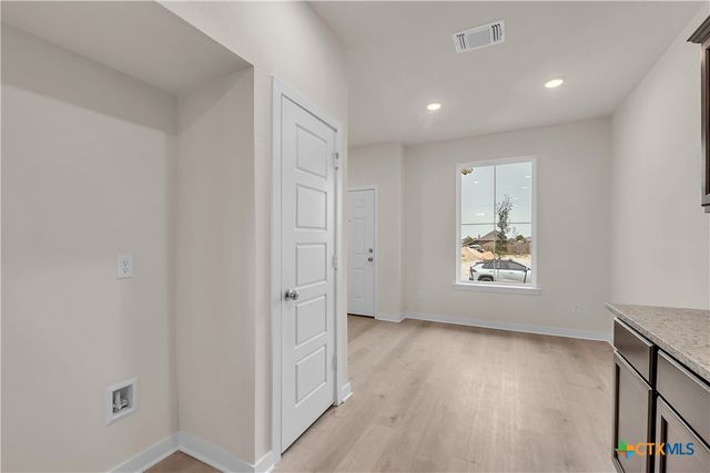 417 University Avenue, Troy, TX 76579