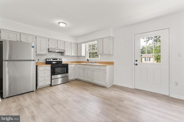 2125 MINNEAR ST, Fredericksburg, VA 22407