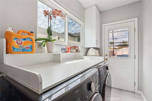 6545 Kraft Avenue, North Hollywood, CA 91606