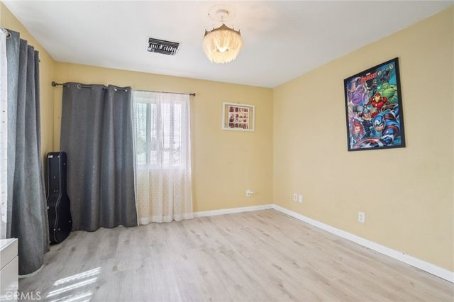 6545 Kraft Avenue, North Hollywood, CA 91606