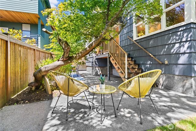 7716 30th Avenue NW, Seattle, WA 98177