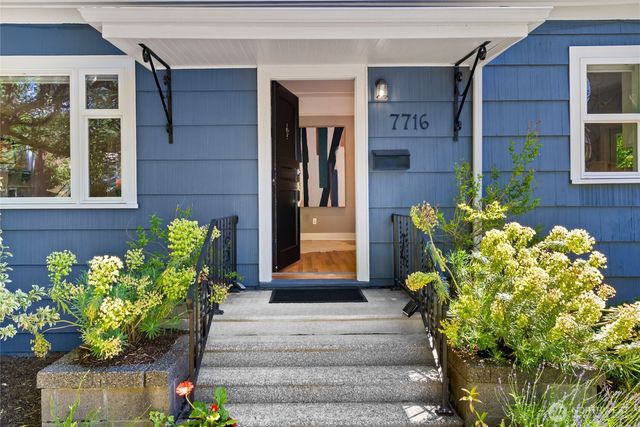 7716 30th Avenue NW, Seattle, WA 98177
