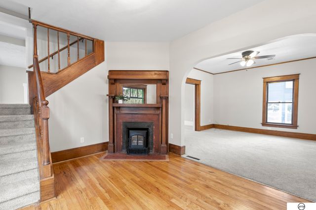 319 S 30Th Street, Lincoln, NE 68510