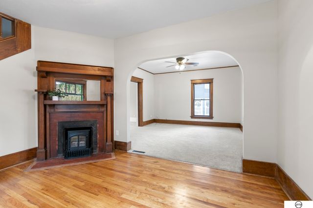 319 S 30Th Street, Lincoln, NE 68510