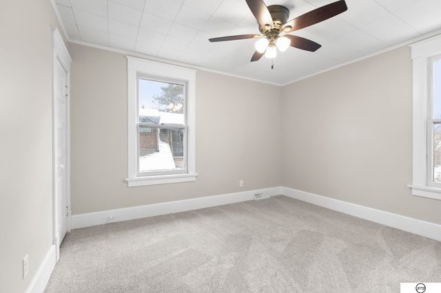 319 S 30Th Street, Lincoln, NE 68510