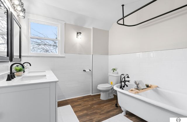 319 S 30Th Street, Lincoln, NE 68510