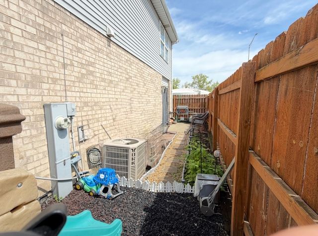 5511 W Cal Sag Road, Alsip, IL 60803