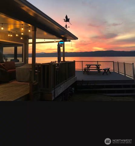 18231 NE North Shore Rd, Tahuya, WA 98588