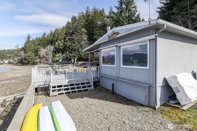 18231 NE North Shore Rd, Tahuya, WA 98588