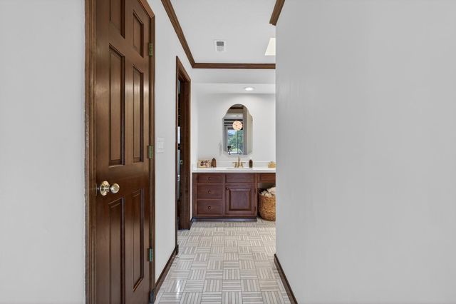 2348 Eilers Ln, Lodi, CA 95242