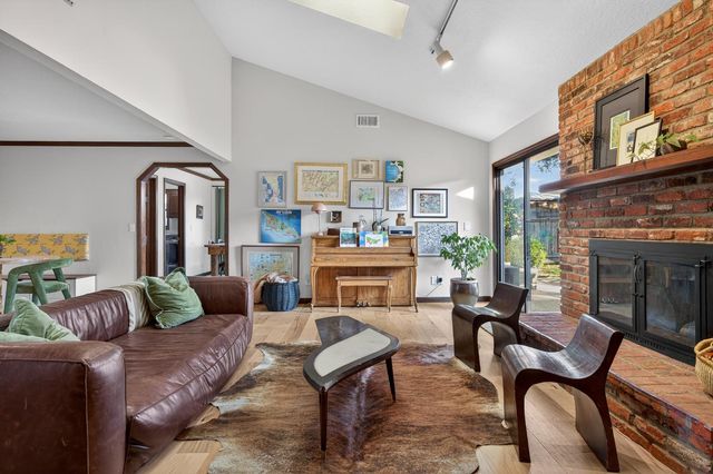 2348 Eilers Ln, Lodi, CA 95242