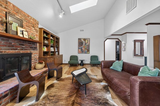 2348 Eilers Ln, Lodi, CA 95242