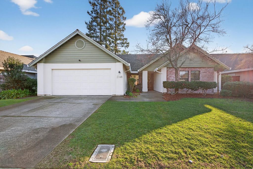 2348 Eilers Ln, Lodi, CA 95242