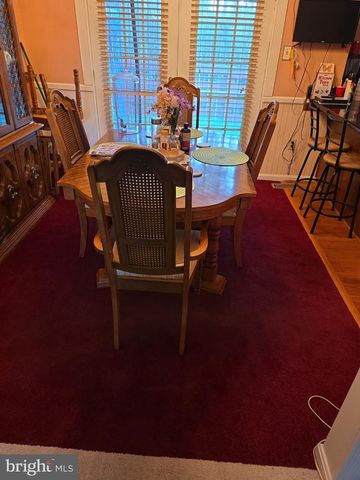 11807 FLORA LN, Bowie, MD 20721