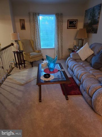 11807 FLORA LN, Bowie, MD 20721