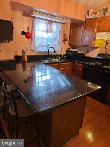11807 FLORA LN, Bowie, MD 20721