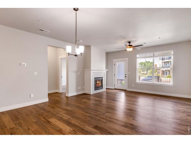 4622 Hahns Peak Dr 103, Loveland, CO 80538