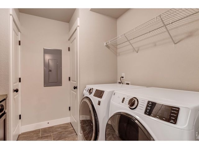 4622 Hahns Peak Dr 103, Loveland, CO 80538