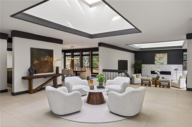 5775 Winterthur Lane NW, Sandy Springs, GA 30328