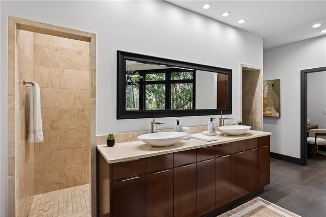 5775 Winterthur Lane NW, Sandy Springs, GA 30328