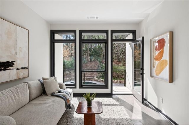 5775 Winterthur Lane NW, Sandy Springs, GA 30328