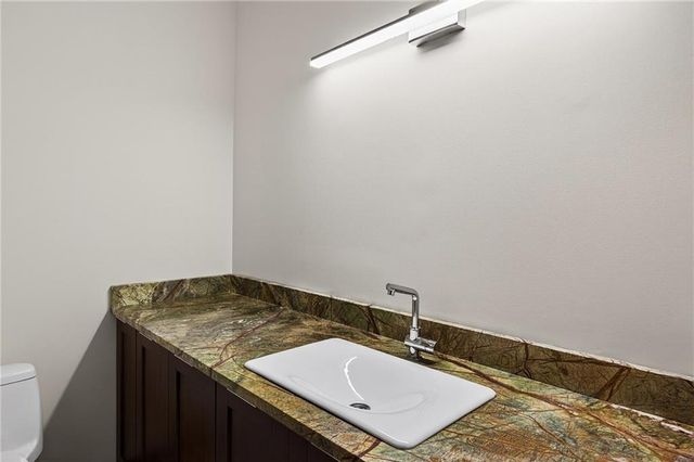 5775 Winterthur Lane NW, Sandy Springs, GA 30328