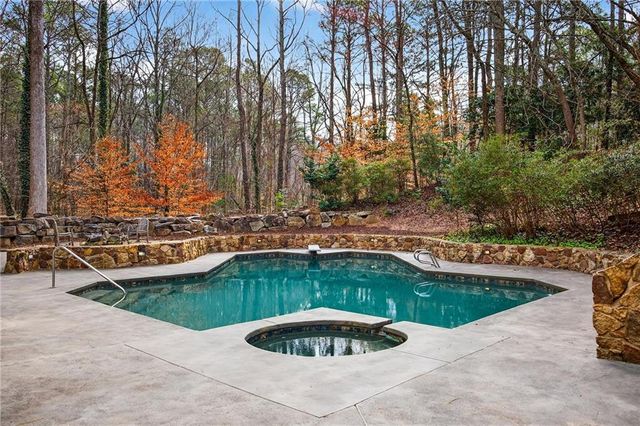 5775 Winterthur Lane NW, Sandy Springs, GA 30328