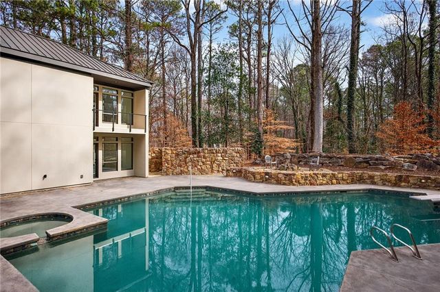 5775 Winterthur Lane NW, Sandy Springs, GA 30328