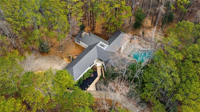 5775 Winterthur Lane NW, Sandy Springs, GA 30328