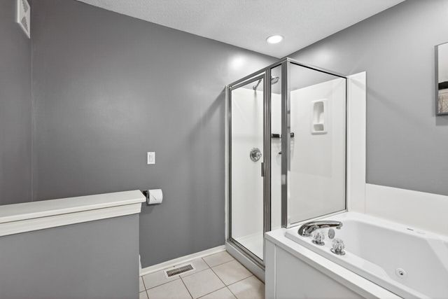 11899 85th Place N, Maple Grove, MN 55369