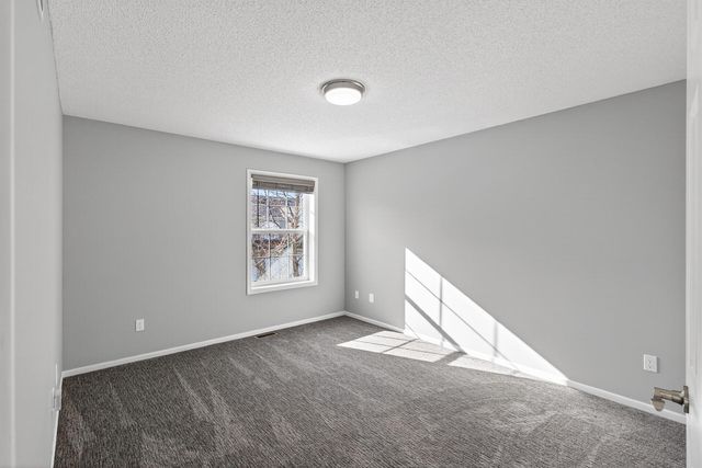 11899 85th Place N, Maple Grove, MN 55369