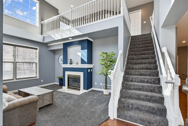 11899 85th Place N, Maple Grove, MN 55369