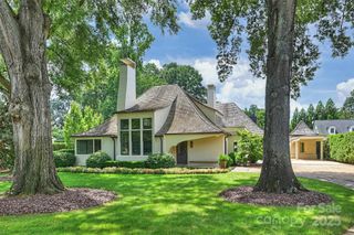 3912 Beresford Road, Charlotte, NC 28211
