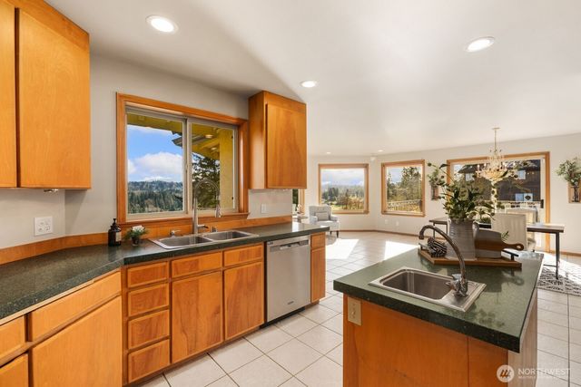 7429 129th DRIVE SE, Snohomish, WA 98290