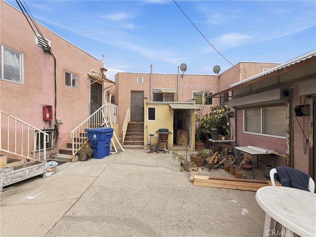 1126 White Knoll Drive, Los Angeles, CA 90012