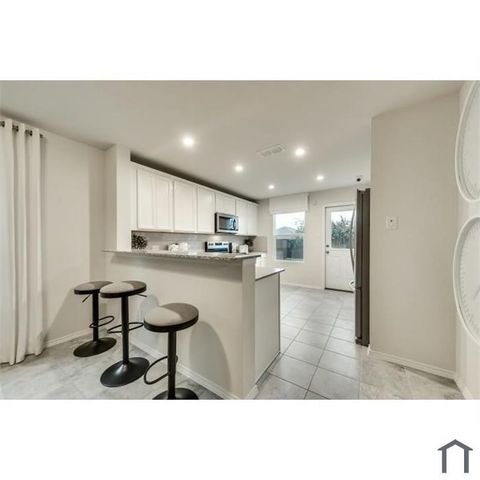 1329 Rosenberg Drive, Forney, TX 75126