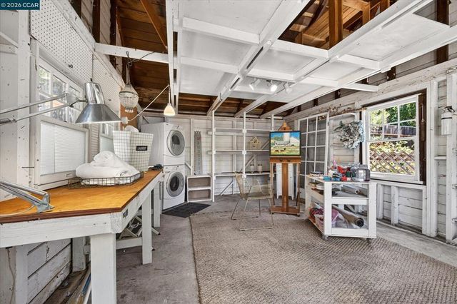 3 Songbird Ct, Lafayette, CA 94549