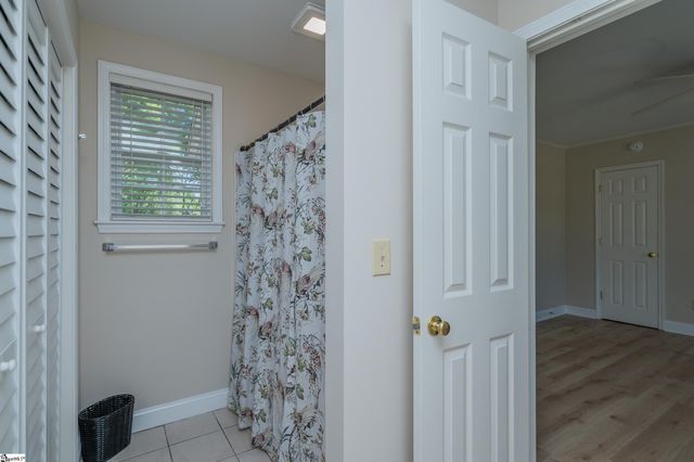 117 Taylors Road, Taylors, SC 29687