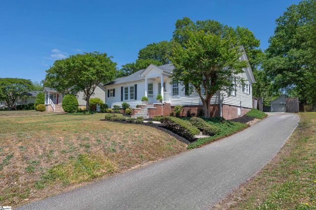 117 Taylors Road, Taylors, SC 29687