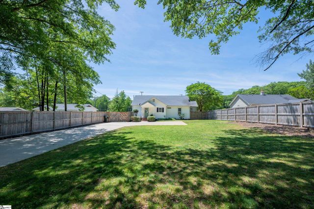 117 Taylors Road, Taylors, SC 29687